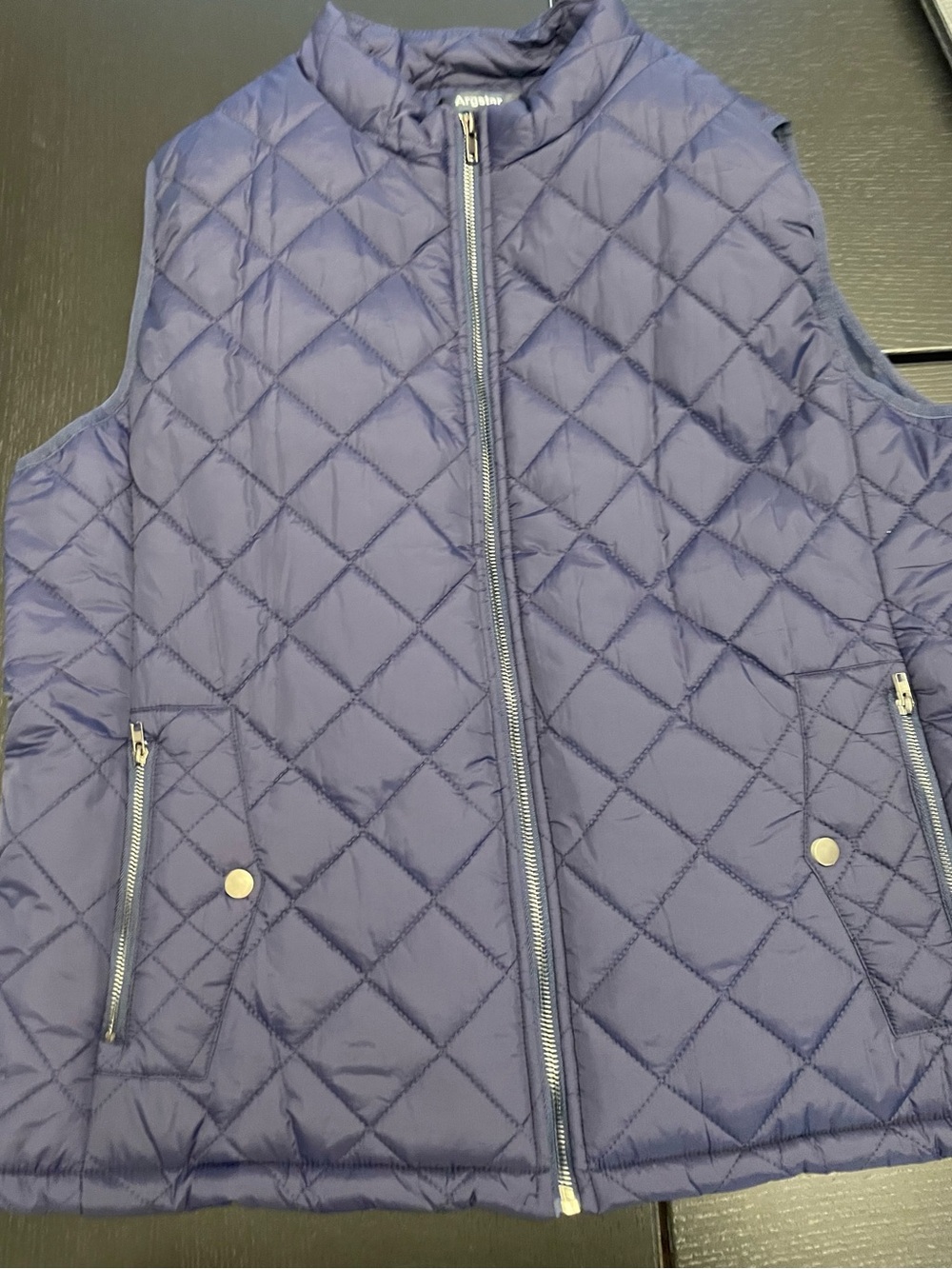 Quilted Sleeveless Vest in Navy